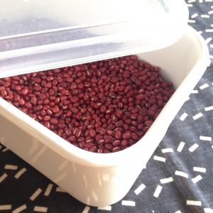 How should azuki(red beans) be stored?